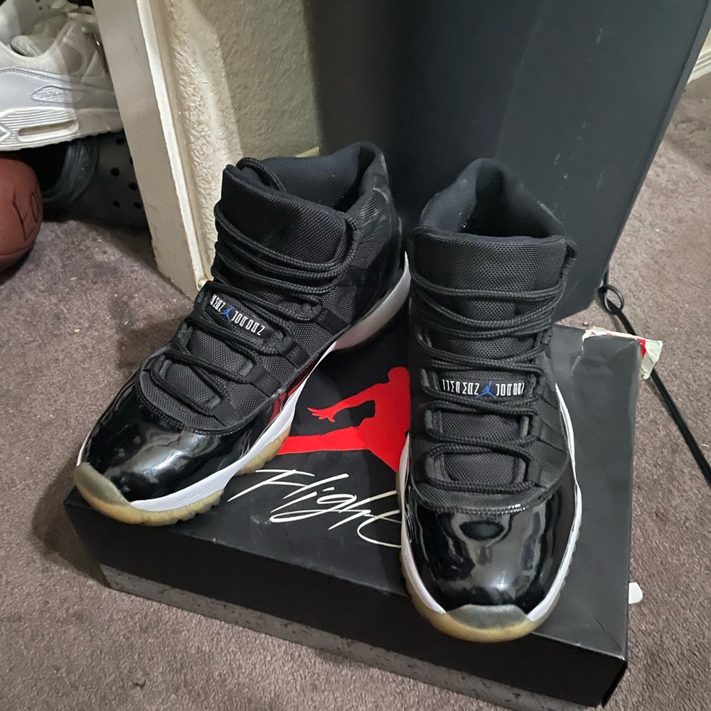 jordan 11 retro space jams